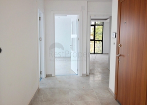 Трехкомнатная квартира с отдельной кухней в Кестеле