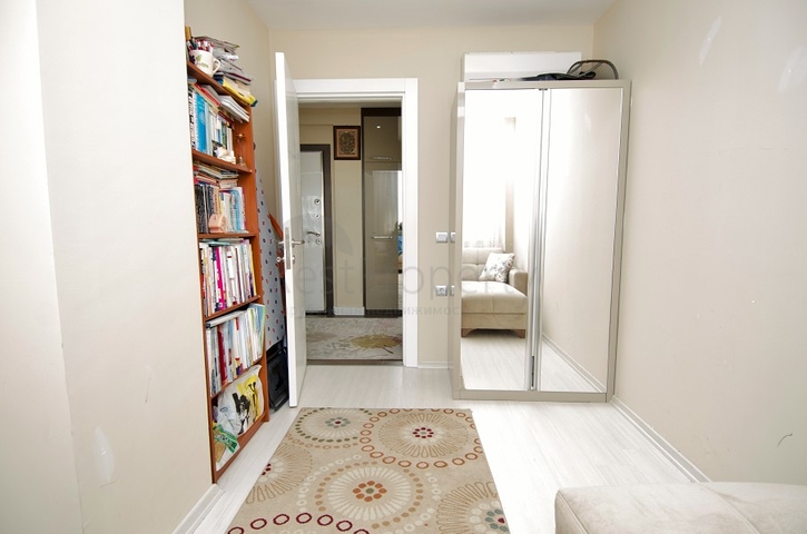 Трехкомнатная квартира в микрорайоне Хурма Коньяалты