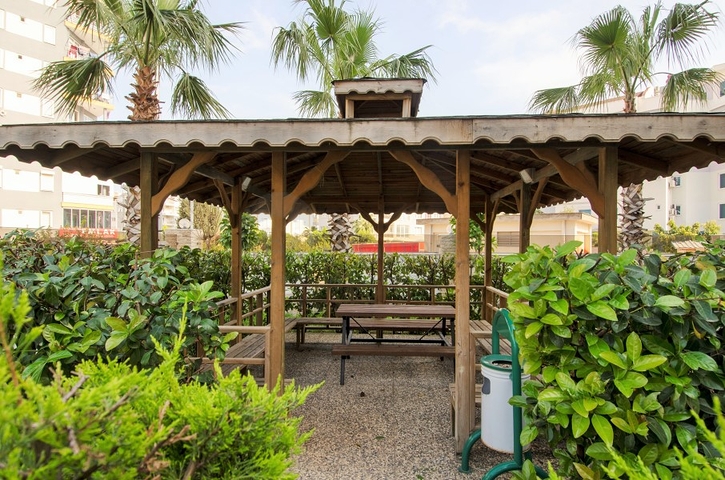 Трехкомнатная квартира в микрорайоне Хурма Коньяалты