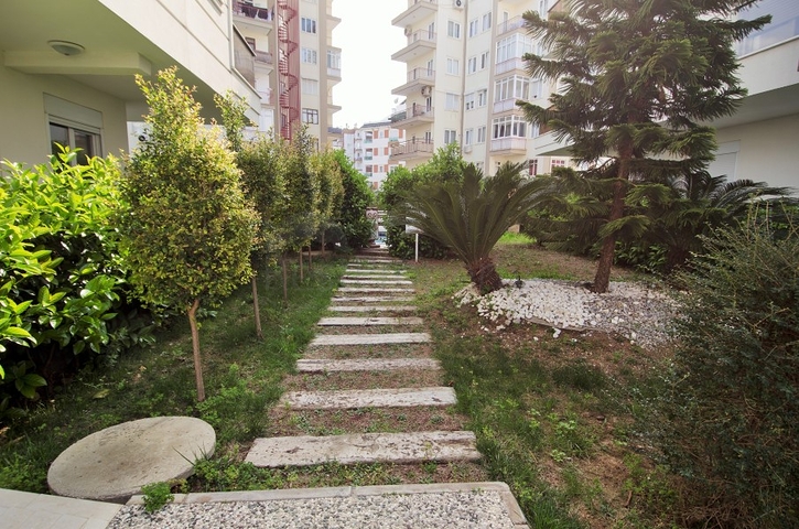 Трехкомнатная квартира в микрорайоне Хурма Коньяалты