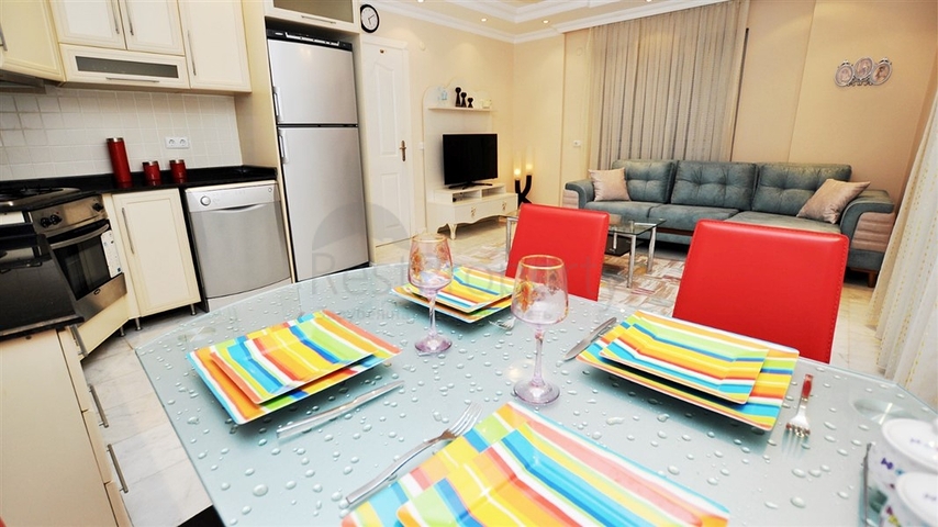 Меблированная квартира с двумя спальнями в районе Махмутлар