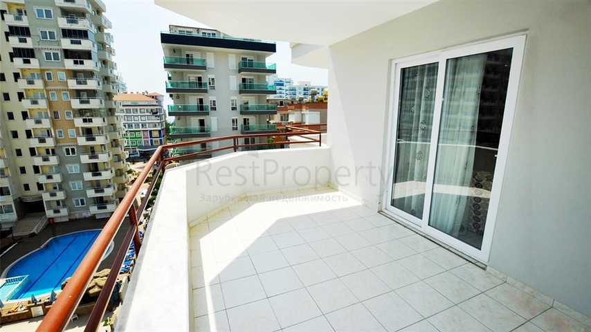 Меблированная квартира с двумя спальнями в районе Махмутлар