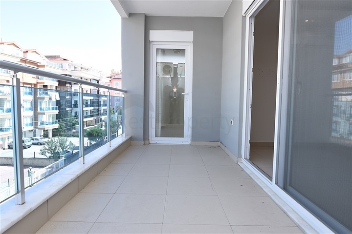 Двухкомнатная квартира в комплексе с богатой инфраструктурой в Оба