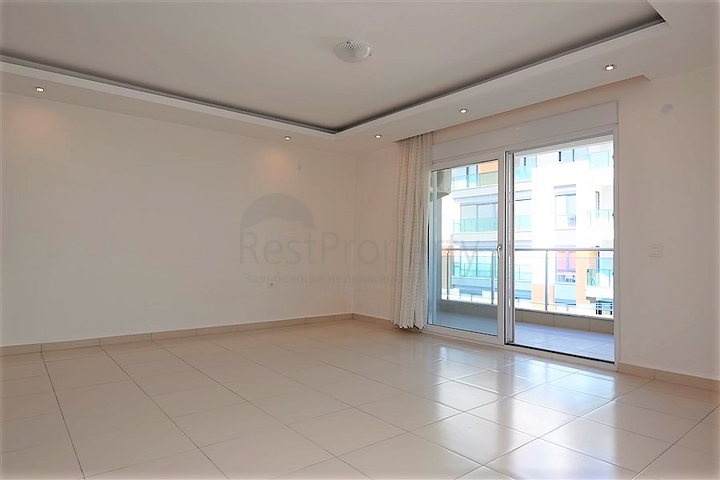 Двухкомнатная квартира в комплексе с богатой инфраструктурой в Оба