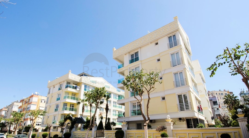 Пентхаус 2+1 в комплексе в 250 до моря в Анталии