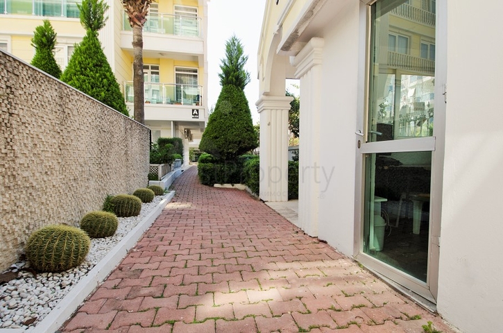 Пентхаус 2+1 в комплексе в 250 до моря в Анталии