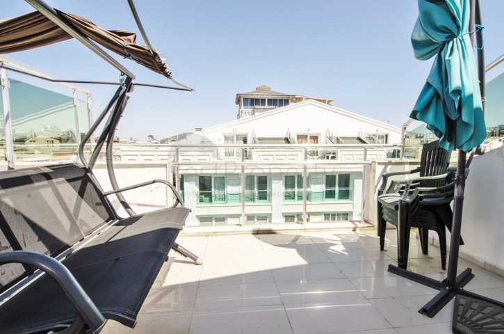 Пентхаус 2+1 в комплексе в 250 до моря в Анталии