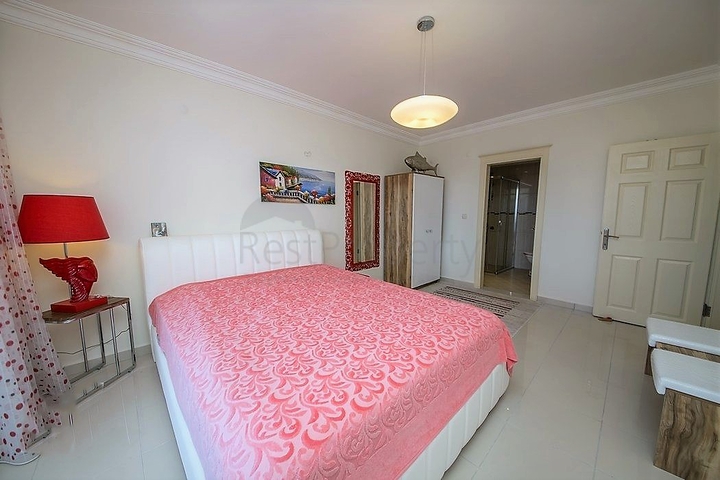 Меблированная квартира с двумя спальнями в Махмутларе