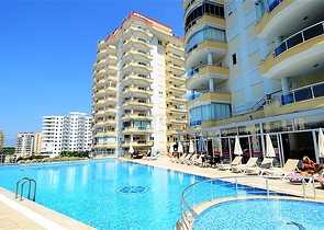 Меблированная квартира с двумя спальнями в Махмутларе