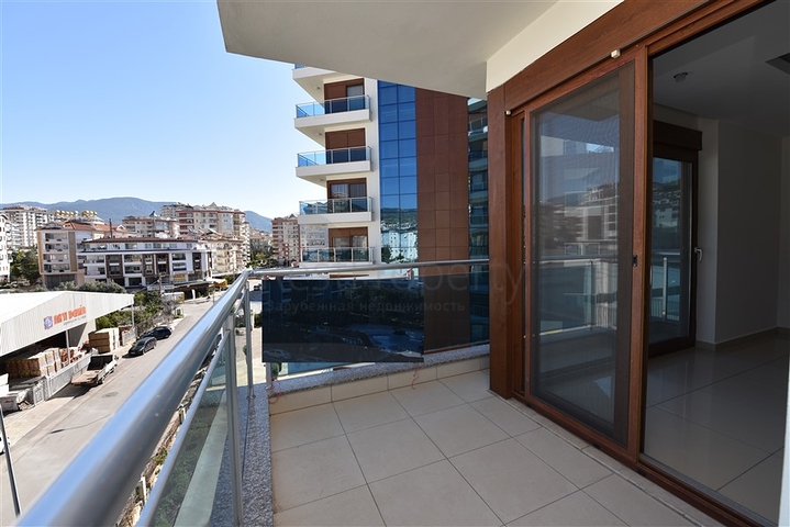 Трехкомнатная квартира в благоустроенном комплексе