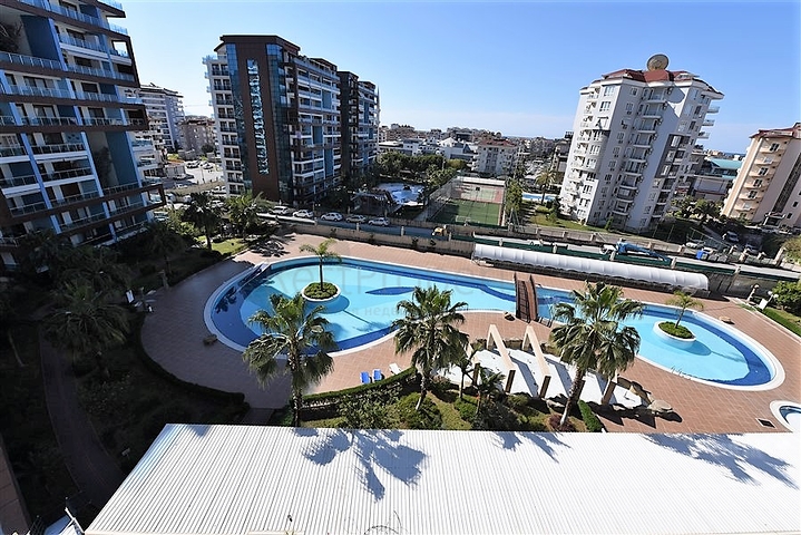 Трехкомнатная квартира в благоустроенном комплексе