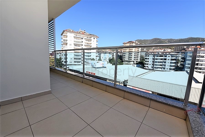 Трехкомнатная квартира в благоустроенном комплексе