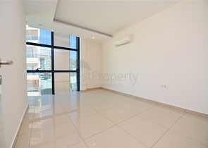 Трехкомнатная квартира в благоустроенном комплексе