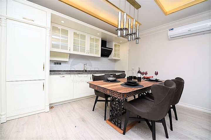 Меблированная квартира в комплексе класса люкс