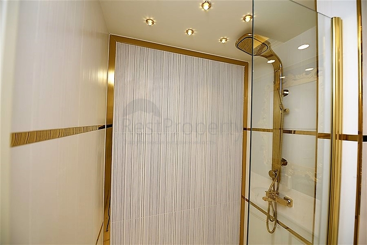 Меблированная квартира в комплексе класса люкс