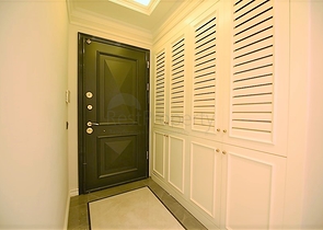 Меблированная квартира в комплексе класса люкс