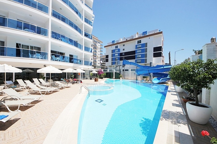 Большой пентхаус с видом на море в районе Махмутлар