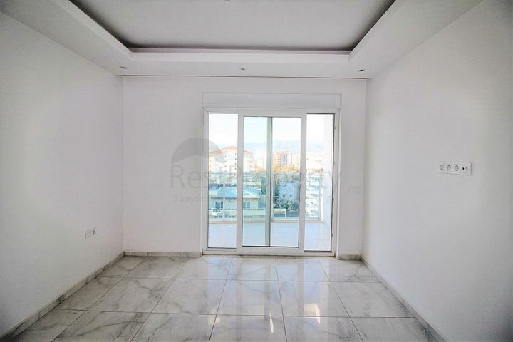 Большой пентхаус с видом на море в районе Махмутлар