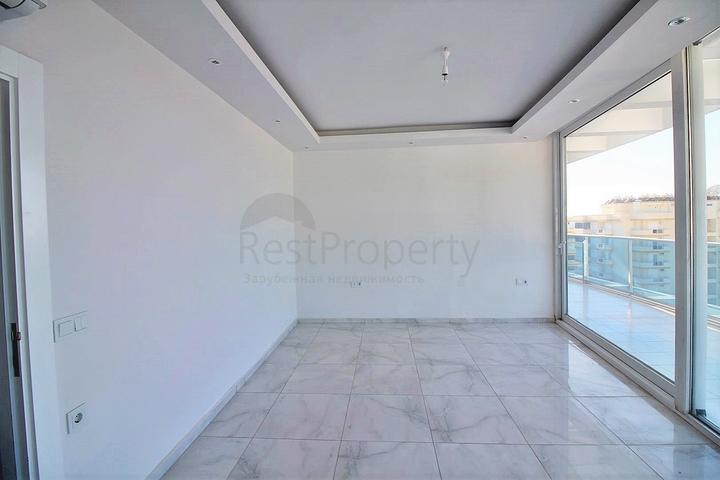 Большой пентхаус с видом на море в районе Махмутлар