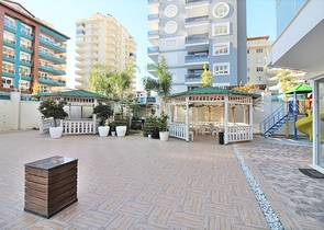 Большой пентхаус с видом на море в районе Махмутлар