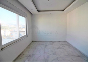 Большой пентхаус с видом на море в районе Махмутлар