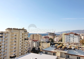 Большой пентхаус с видом на море в районе Махмутлар