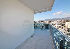 Большой пентхаус с видом на море в районе Махмутлар