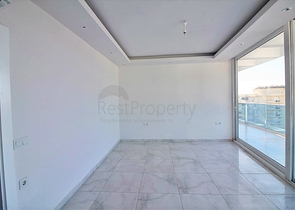 Большой пентхаус с видом на море в районе Махмутлар