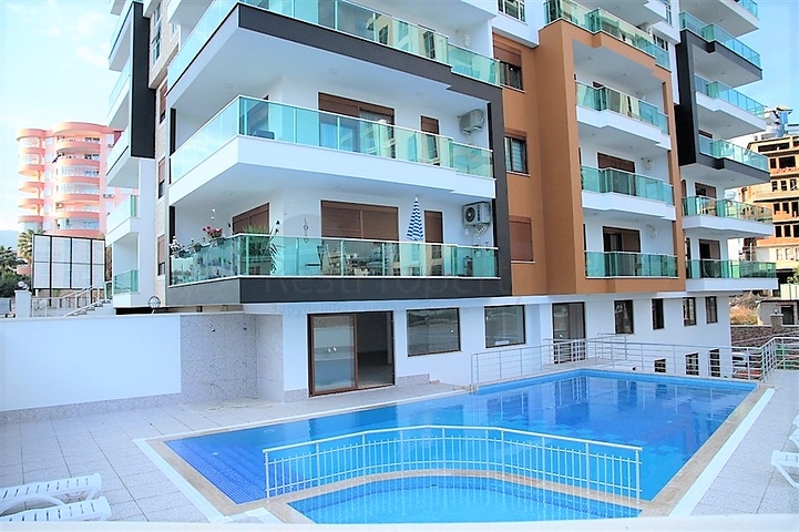 Квартира с одной спальной комнатой в Тосмуре