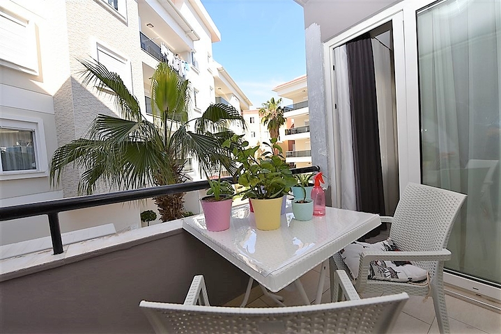 Двухкомнатная квартира в двух шагах от моря в районе Оба