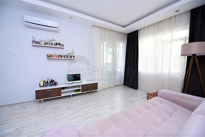 Двухкомнатная квартира в двух шагах от моря в районе Оба