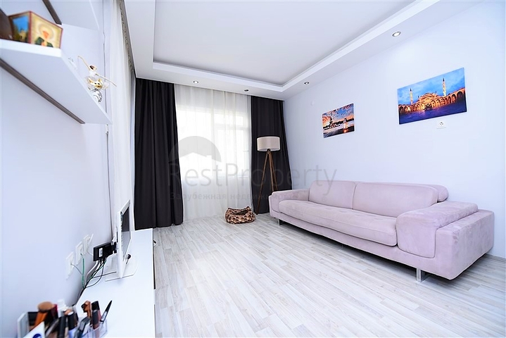 Двухкомнатная квартира в двух шагах от моря в районе Оба