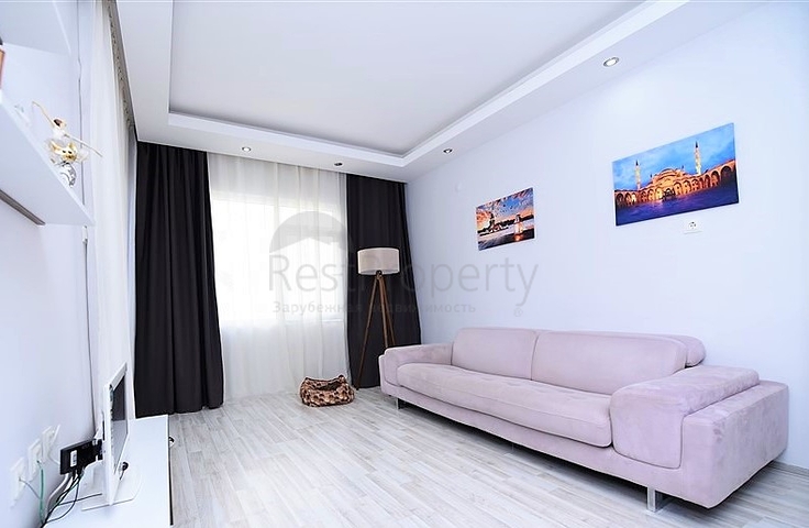 Двухкомнатная квартира в двух шагах от моря в районе Оба