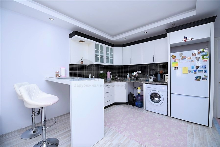 Двухкомнатная квартира в двух шагах от моря в районе Оба