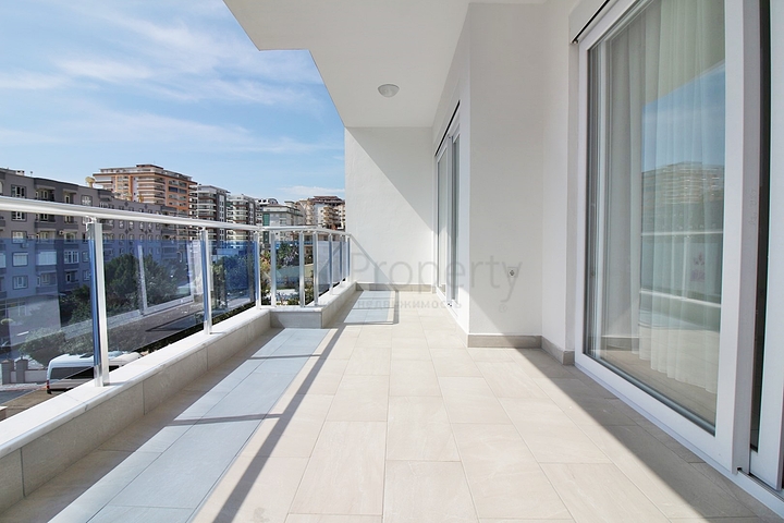 Трёхкомнатная квартира в благоустроенном комплексе Махмутлара