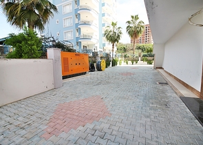 Трёхкомнатная квартира в благоустроенном комплексе Махмутлара