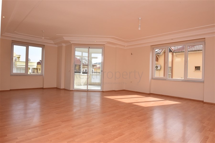 Большая квартира для всей семьи в центре Алании