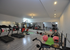 Квартира 1+1 с видом на парк в комплексе в Коньяалты 