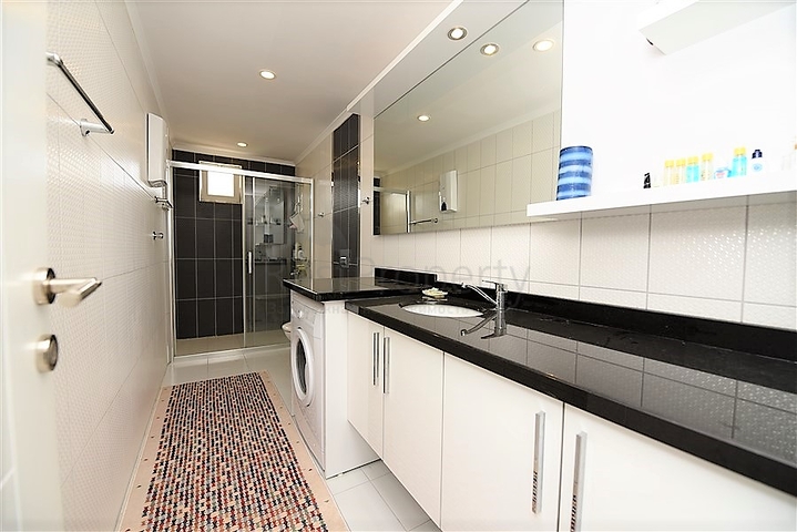 Двухкомнатная квартира в комплексе с богатой инфраструктурой