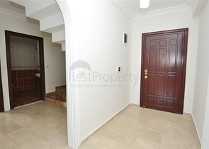 Меблированный пентхаус с видом на море в Махмутларе