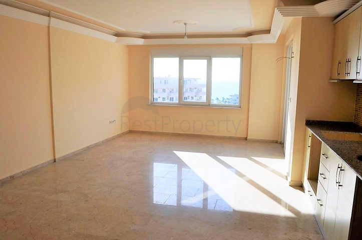 Пентхаус с четырьмя спальными комнатами в Махмутларе