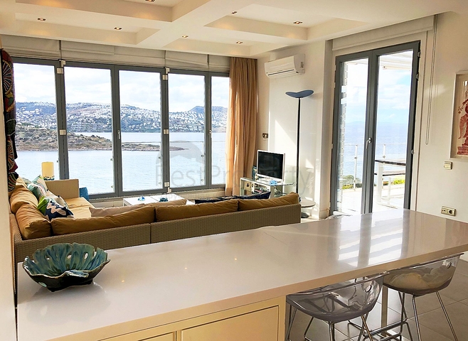 Мебелированная квартира с панорамным видом на море в Бодруме