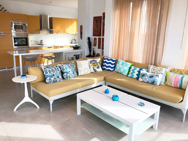 Мебелированная квартира с панорамным видом на море в Бодруме