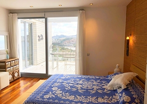 Мебелированная квартира с панорамным видом на море в Бодруме