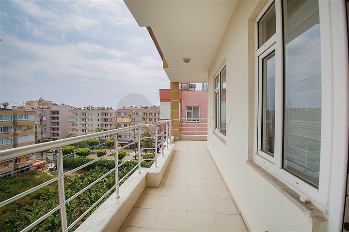 Большой меблированный пентхаус в районе Махмутлар