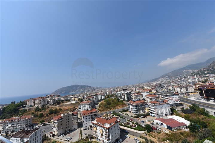 Большой пентхаус с семью спальными комнатами в Джикджилли