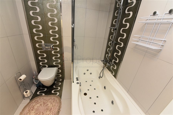 Большой пентхаус с семью спальными комнатами в Джикджилли