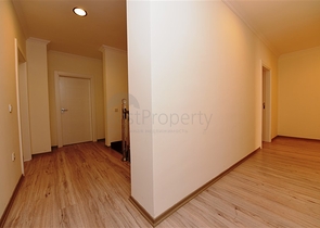 Большой пентхаус с семью спальными комнатами в Джикджилли