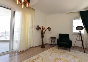 Большой пентхаус с семью спальными комнатами в Джикджилли