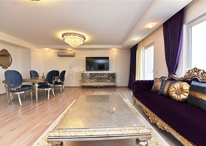 Большой пентхаус с семью спальными комнатами в Джикджилли